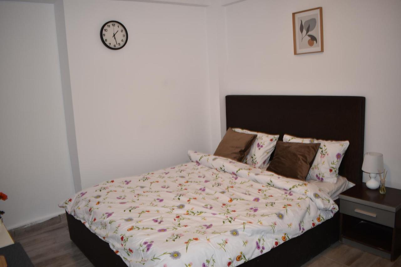 Occidental Wise Transit Hotel 부쿠레슈티 외부 사진