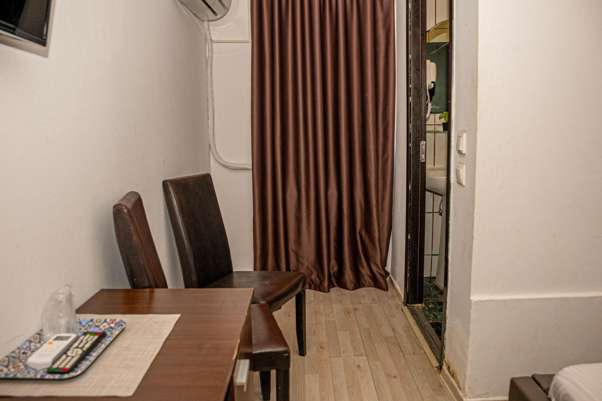 Occidental Wise Transit Hotel 부쿠레슈티 외부 사진
