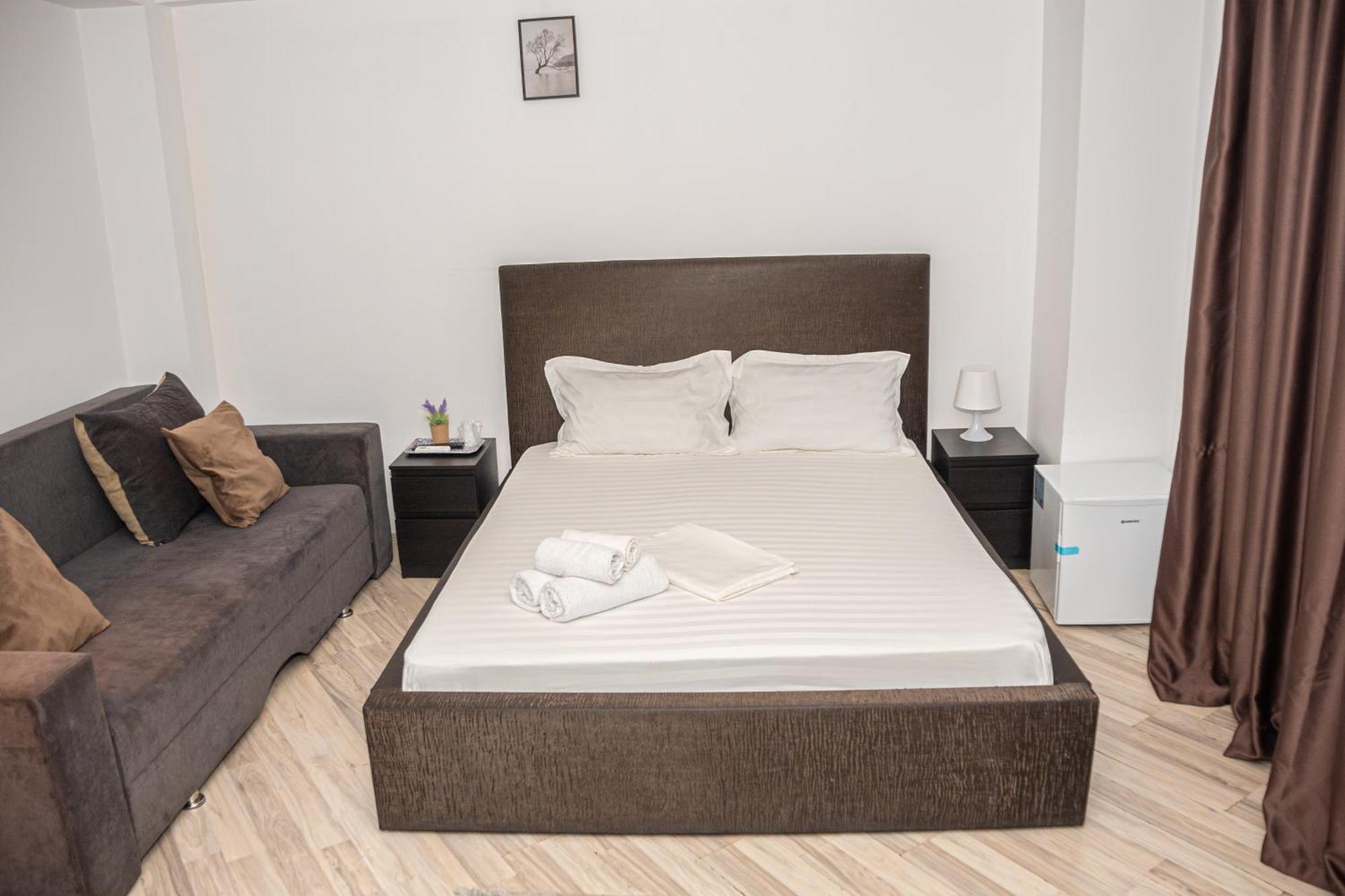 Occidental Wise Transit Hotel 부쿠레슈티 외부 사진